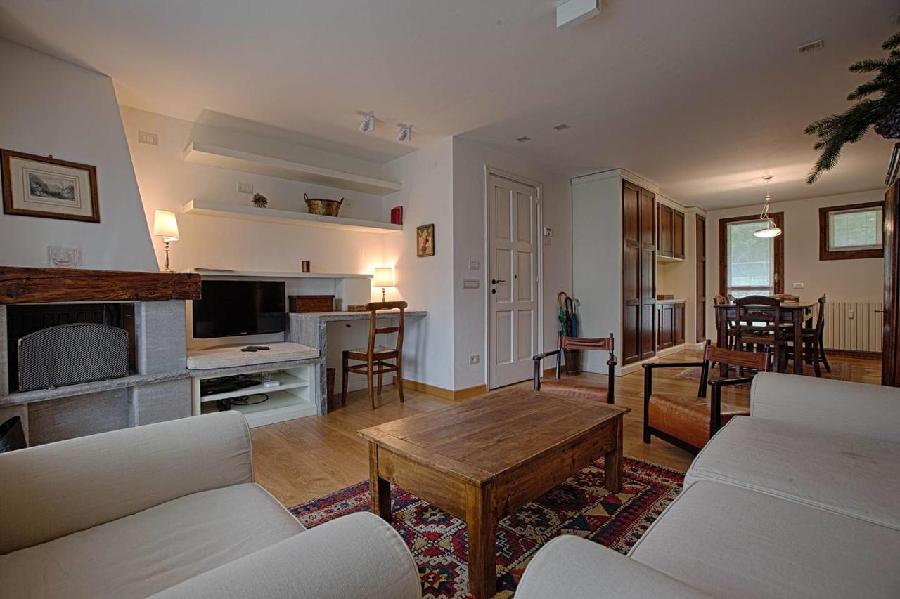 Joivy Superb Apartments For 6 With Mountain View And Garden In Courmayeur Exterior foto