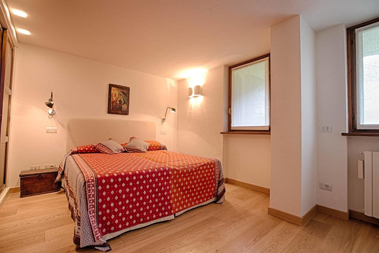 Joivy Superb Apartments For 6 With Mountain View And Garden In Courmayeur Exterior foto